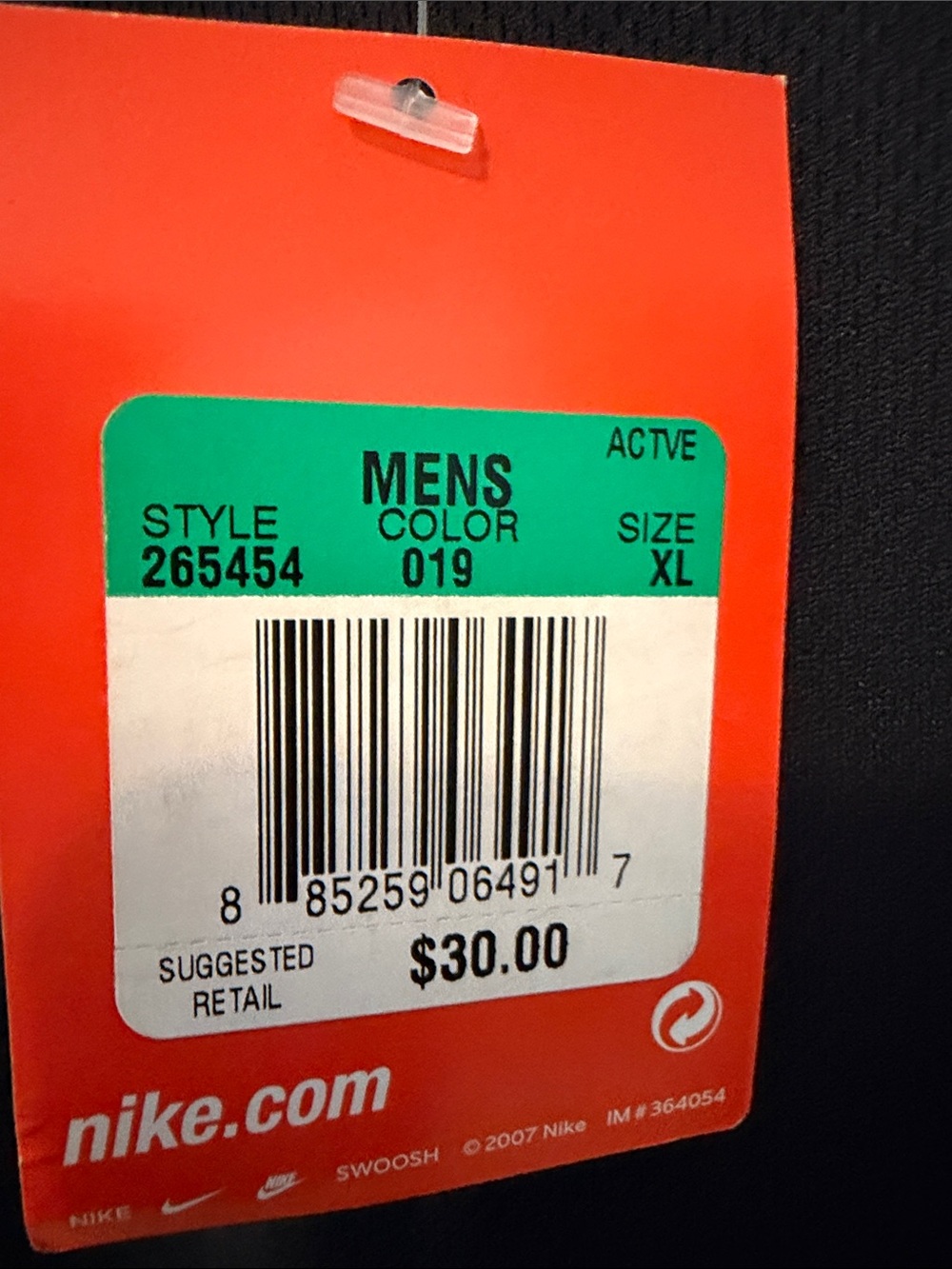 Nike Men’s Dark Gray Short-Sleeve Athletic Tee with Swoosh - Picture 3 of 7